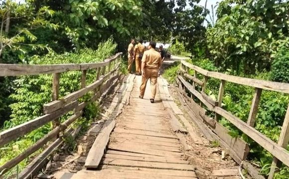Memutar Sampai Kenduruan – Jatirogo, Pemkab Rembang Didesak Lebih Serius (Nasib Jembatan Bancang Kec. Sale)