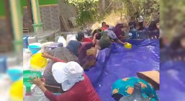 Sulit Menemukan Sumur Di Kampung Ini, Yukk..Kita Lihat Bagaimana Kondisinya (Kekeringan Kab. Rembang)